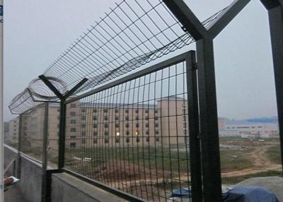 China Galvanized PVC Coated  Green Wire Border Fencing , 2.3m Galvanized Chain Link Fence Panels for sale