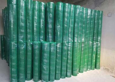 China 15m Galvanized Welded Wire Mesh Rolls PVC Coated Green Color 1/2'' green wire fencing roll for sale