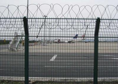 Китай Загородка службы безопасности аэропорта высоты сетки 2.5m столба 50*200mm y продается