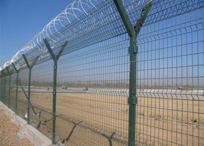中国 3mはポリ塩化ビニールが電流を通されたYのポストに塗った高さ金網の空港の保安の塀を溶接した 販売のため