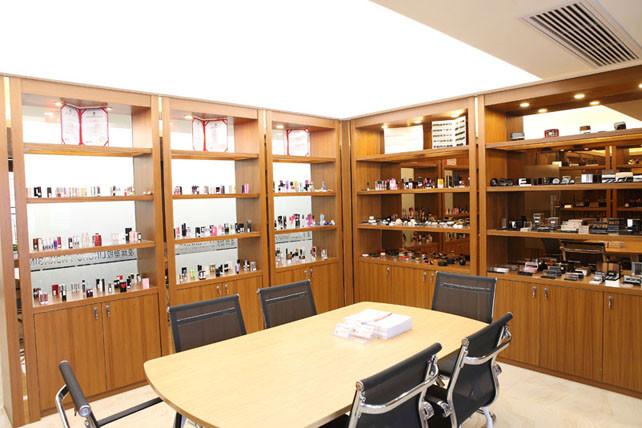 Verified China supplier - SHANTOU LINGHUI PLASTIC CO.,LTD