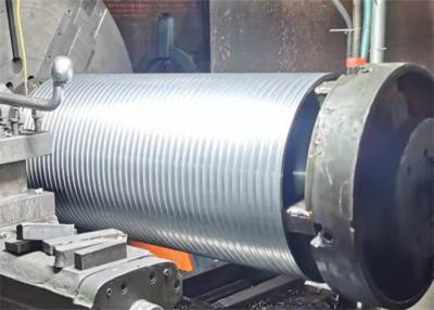 China El carbono Q335b de acero acanaló pares del tambor de cable de mangas de Lebus en venta