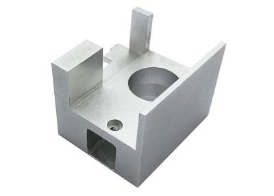 China La vibración muele las piezas del prototipo del CNC que dan vuelta a las piezas de aluminio anodizadas ISO2768F en venta