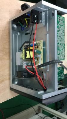 中国 LCDはGの技術UPSの高周波オンライン1KVA単一フェーズの過電圧の保護を表示します 販売のため