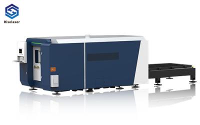 China Full Enclosed CNC Fiber Laser Cutting Machine 1000W 1080nm Laser Wavelength 380v for sale