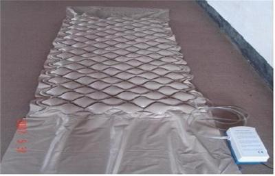 China Alternando los colchones inflables de la presión, conduzca la capa médica del colchón de aire en venta