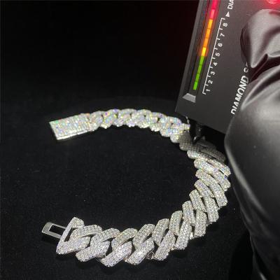 Cina Argento ghiacciato Vvs del braccialetto a catena 925 di Miami Moissanite Cuban Link per Jewelry Company in vendita
