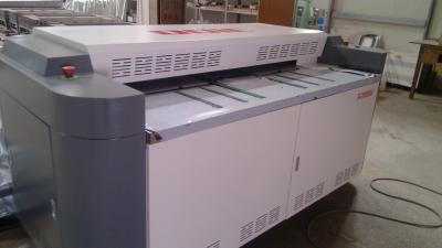China Máquina de impressão do CTP para a venda, a aparência branco-cinzenta, o tipo de CTcP e os 48 canais, máquina de factura de placa apropriada para seu março à venda
