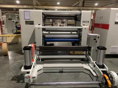 中国 1300 High Speed Slitting Machine Kraft Paper Cutting Machine High Precision 販売のため