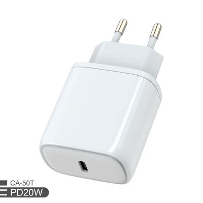China PD20W Type C Mobile Charger 240V 60HZ Mobile Phone Travel Charger for sale