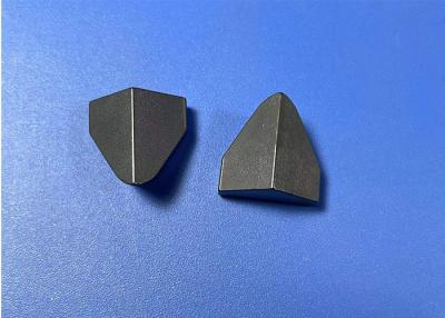 China Bergbauhartmetall-Knopf-Stückchen-Hartmetall-Einsätze zu verkaufen