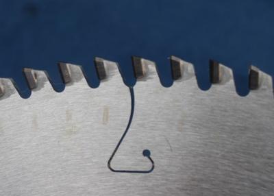 中国 密集した等級の積層物PCDは鋸歯をナイフの高い滑らかさを専門にすることを 販売のため