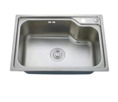 China 0.9mm Thick SUS 304 Stainless Steel Single Bowl Sink With Soap Dispenser for sale