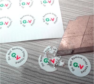 China La alta seguridad blanca frágil etiqueta etiquetas engomadas que el pegamento fuerte difícil quita para el tornillo en venta