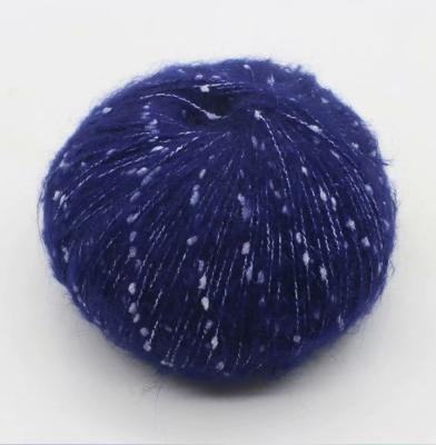 China Hand Knitting Wool Blend Yarn Moistureproof Recyclable Durable for sale
