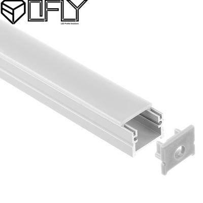 China La superficie impermeable de aluminio ligera oblonga del perfil el 1m los 2m 3M de tira del LED montó en venta