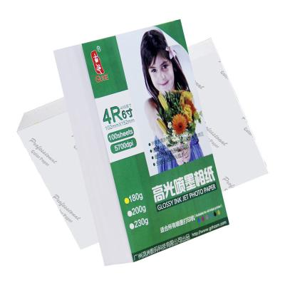 Chine 4R papier brillant de photo de 180 GM/M pour la fonte d'impression de photo a enduit la poussière résistante à vendre