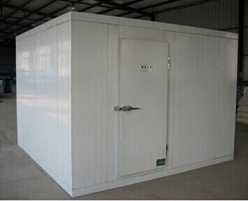 China Pu Panel Cold Storage Room Sliding Door Freezer PPGI + Polyurethane Foam + PPGI for sale