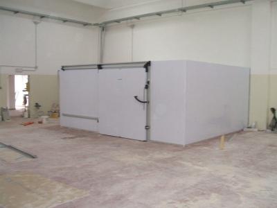 China Customized Size Prefabricated Cold Room For Fruit For Fish Meat Seafood for sale
