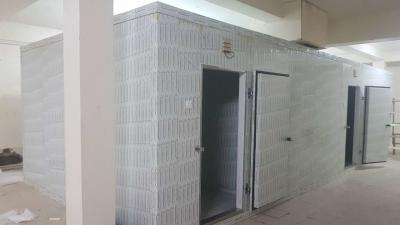 China Restaurant Commercial Cold Storage Room , Walk In Refrigerator White Color for sale