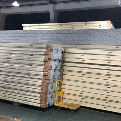 China Cold Room Polyurethane Insulation Materials Sandwich Panel For Sale for sale