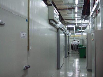 China Fruits Project Air Cooling Cold Room Refrigeration , Walk In Fridge for sale