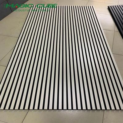 China Polyester Wooden Slatted Acoustic Wall Panels Flame Resistant For Meeting Room for sale