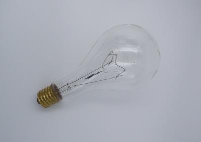 China Blacking Proof Halogen Incandescent Light Bulb Filament Glass Retro Edison Light for sale