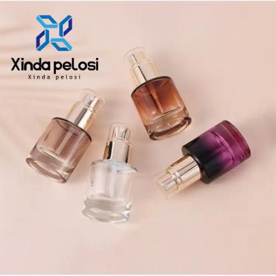 China Luxury Cosmetic Empty Amber Clear Essential Oil Glass Dropper Bottle 30ml 100ml for sale