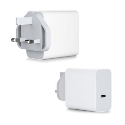 China Uk Plug Fast Type C Mobile Phone Wall Charger 5V 9V 12V 3A 15V 2.6A PD 36W 45W for sale