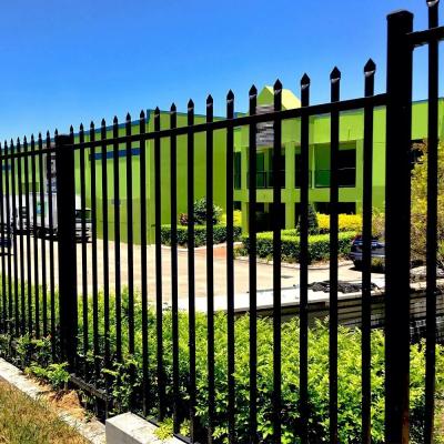 China 1.5M Hot Dipped Galvanized Metal Steel Fence Tubular Picket Fence for sale
