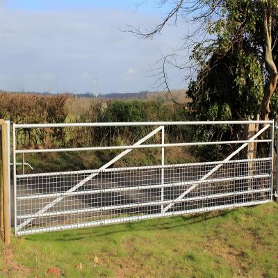 China Galvanized N Style Cattle Fence Panel 5ft Wire Mesh Farm Gate Fence Panel for sale