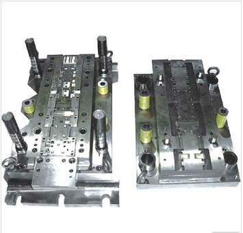 China Custom Press Metal Stamping Mould , Metal Punching Mold Vacuum Heat Treated for sale