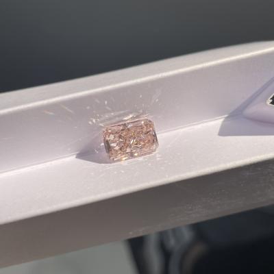 China Dureza radiante creada laboratorio sintético del diamante 10Mohs del rosa del corte en venta