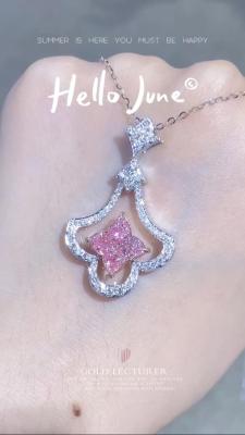 China Four Leaf Clover Lily Cut Lab Grown Diamond Pendants Fancy Pink 2.93ct à venda