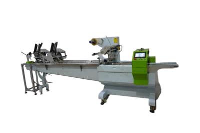 China Door Handle Flow Wrap Packing Machine 120 Bags/Min Pillow Wrapping Machine for sale
