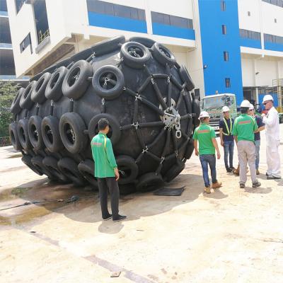 Китай Бамперы дока цвета 80kpa черноты обвайзера цилиндрического дока Iso17357 резиновые морские продается
