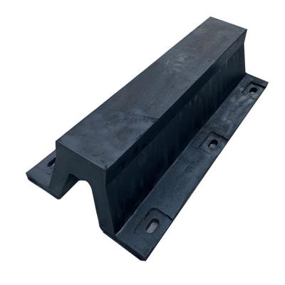 China Marine Structures Protection Rubber Boat Fenders V Shape Bumper Dock for sale