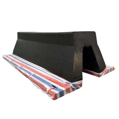 China Anchor Marine Moulding V Type Fender With Face Panel for sale