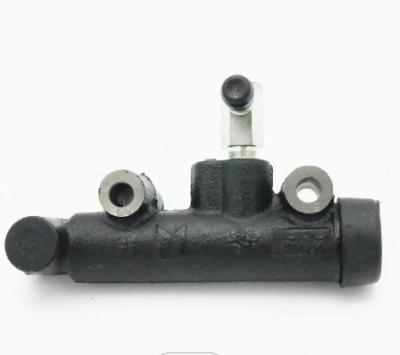 China Hydraulic Clutch Master Truck Wheel Cylinder For GIGA CXZ 10PE1 FVR 1-47500239-2 for sale