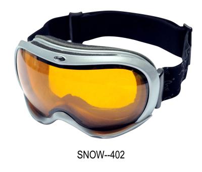 China Diversos colores que se divierten gafas patinadoras del embarque de la nieve con la lente esférica de la perspectiva del tablero en venta