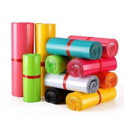 Китай Цветные LDPE Персонализированные полипочты Посылочные мешки Конверт в ролике продается