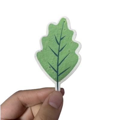 China Custom Plantable Embedded Seed Paper Note Tags Recycled Seed Paper for sale