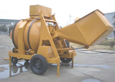 China 2 Towing Wheels Portable Self Loading Diesel Engine Cement Concrete Mixture Machine 16.2KW for sale