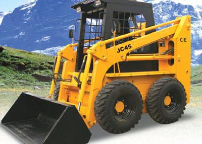 China 1400 Kg Tipping Load 4WD Skid Steer Loader With Bobcat Attachments 40° Dumping Angle for sale