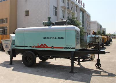 Chine pompe concrète montée par remorque diesel d'ajutoir de 150M pour des travaux de pompage concret à vendre