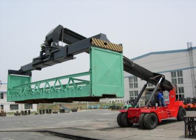 China 45 Ton Diesel Powered Container Reach Stacker With Cummins M11- C330 Engine for sale