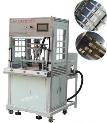 China 200 mm de distancia entre las barras de lazo de baja presión máquina de moldeo por inyección de plástico JTT-100 en venta