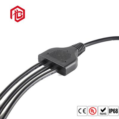 China A planta cresce conectores de Pin do cabo distribuidor de corrente IP68 da iluminação os multi impermeáveis à venda