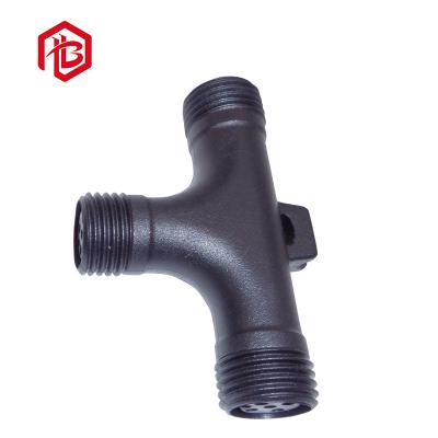 China IP67 Waterproof 3 Way PA66 Watertight Cord Connector PVC Material for sale